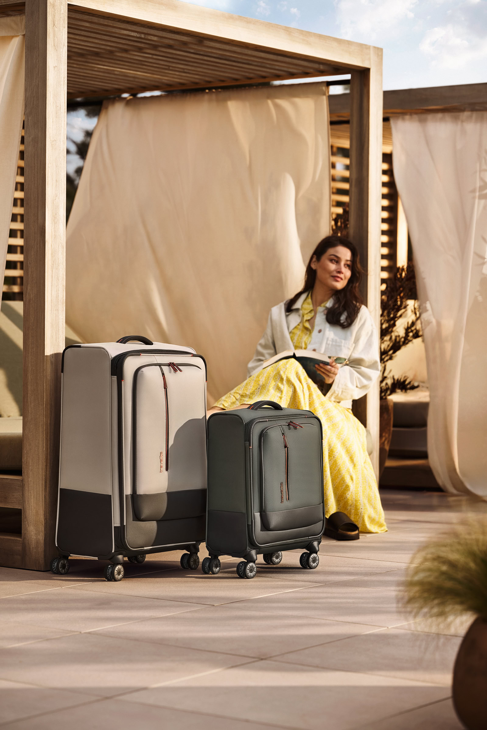 1600 travelite_Crosslite_Image_2